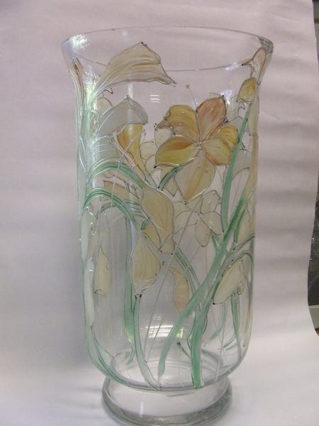 hurricane lamp cream lilies